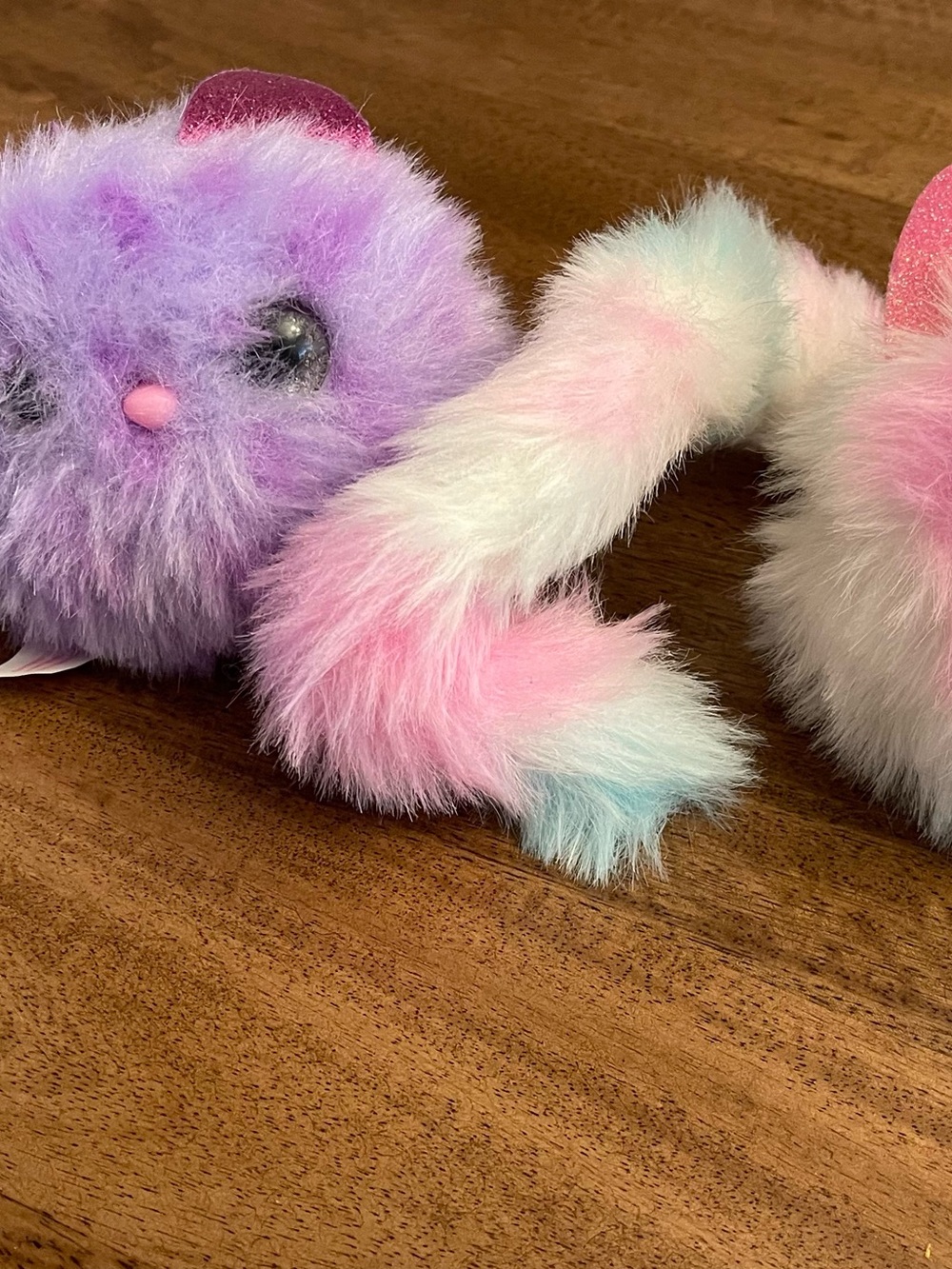 Pomsies Plush Lot Of 2 Interactive Sound Lights Purple And White Pink Toys Dolls